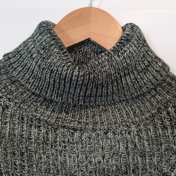 Derek Lam Collective Colorblock Turtleneck Sweater Size XS Knit Green/Black - Picture 7 of 16